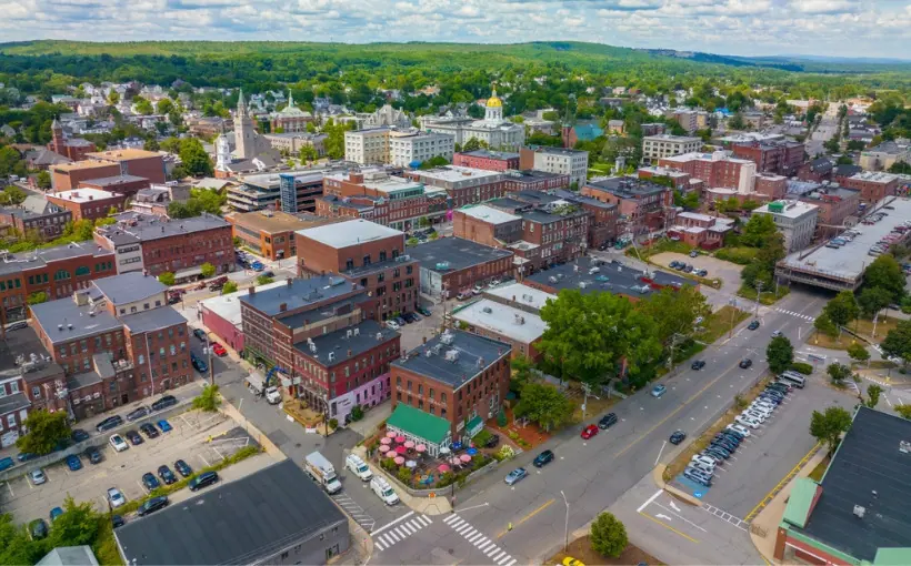 Torrington Properties has acquired the Fort Eddy Plaza retail center in Concord, NH for $30 million.