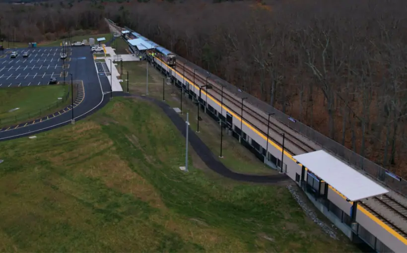 Skanska USA Civil Northeast and D.W. White have completed Phase 1 of the MBTA’ South Coast Rail Corridor commuter rail project, which aims to connect southeastern MA to Boston.