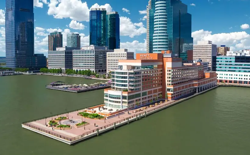 Taconic Capital Advisors and HEI Hotels have acquired the Hyatt Regency Jersey City, with plans to further renovate the property on the Hudson waterfront