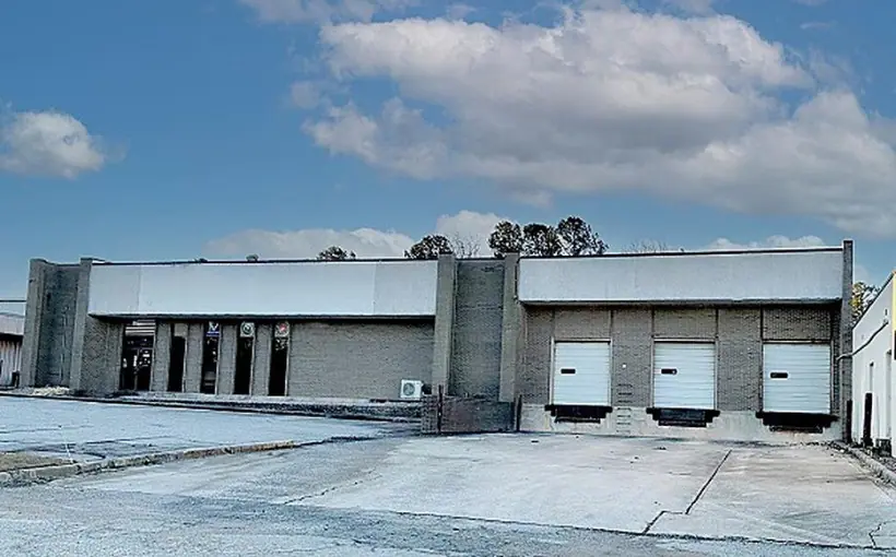 Gamwell Investments has purchased a 16,0000-square-foot industrial building located at 212 Candi Lane in Columbia, SC.