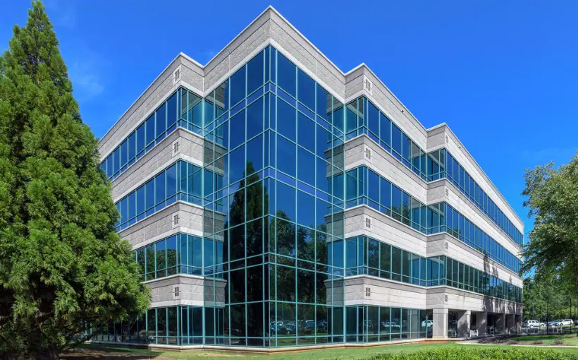 Redline Property Partners and NAC International have signed a new 23,000-square-foot lease at the 2 Sun office building in Peachtree Corners, GA.