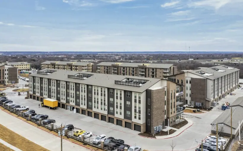 Wood Partners Spins Off 322-unit Grand Prairie to Sherman