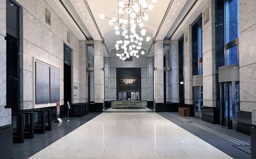 Skender completed three simultaneous renovation projects for Spear Street at its 225 W. Wacker office property in the West Loop of Chicago