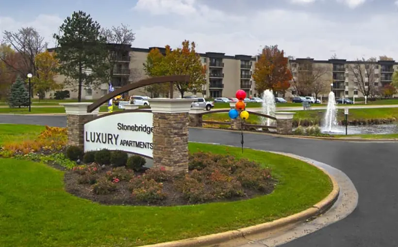 Greystone provided a $94-million Fannie Mae acquisition loan on Stonebridge Apartments in Arlington Heights, IL