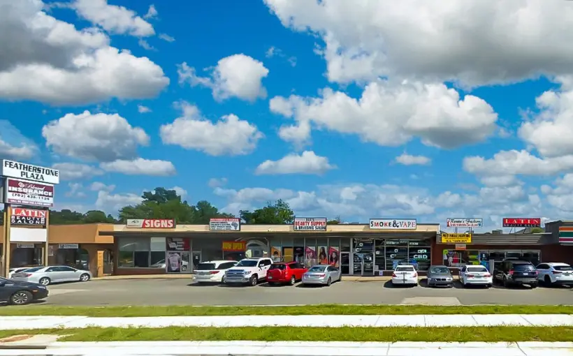 The fully leased Featherstone Plaza shopping center in Woodbridge, VA has been sold for $5.2-million.