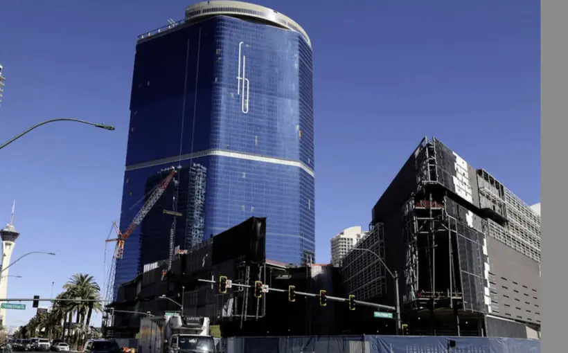 Incomplete Las Vegas Fountainebleau get $2.2B loan to finish construction
