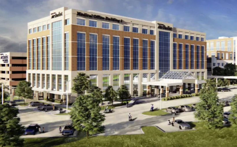 McCarthy tops out new Houston Methodist hospital building