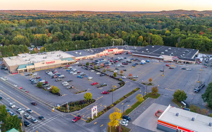 Grossman Development Group has signed Old Navy to a long-term lease at JFK Plaza in Waterville, ME on behalf of property owner Winter Street Partners.