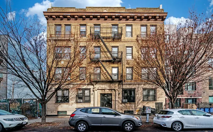 Ariel Property Advisors has arranged the sales of assorted properties in Brooklyn and Manhattan for a combined $13.5 million