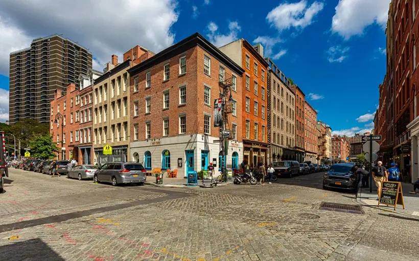 Avison Young has listed the Historic Front Street portfolio, owned by a joint venture of The Durst Organization and Zuberry Associates, for $87 million