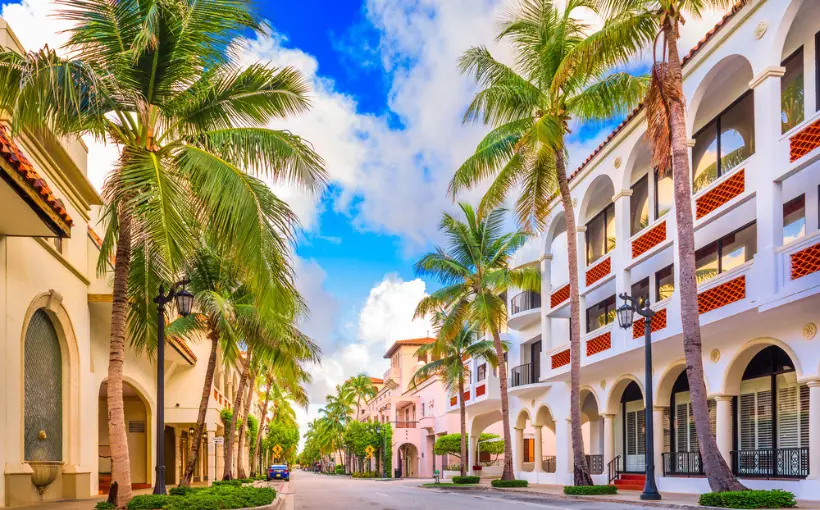 15650 and 15700 Don Julian Road LLC has acquired the office/retail building at 2875 S Ocean Boulevard in Palm Beach, FL for $15 million.