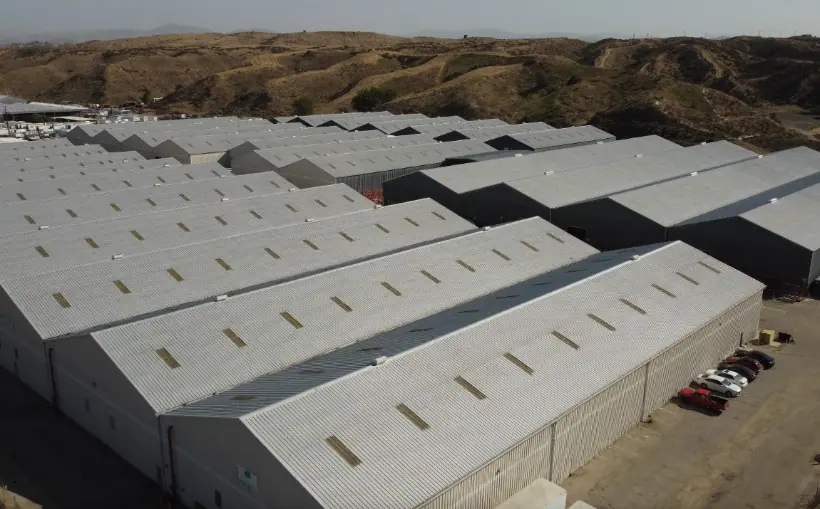 Scenic Expressions Signs 300K-SF Lease in Santa Clarita, JLL Represents Tenant in Deal