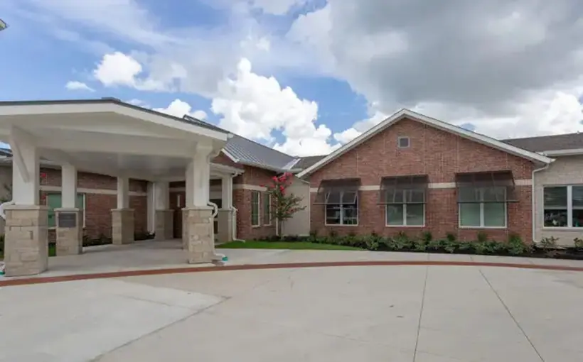 Greystone arranges $40.4M Refi for 204-unit senior housing project owner