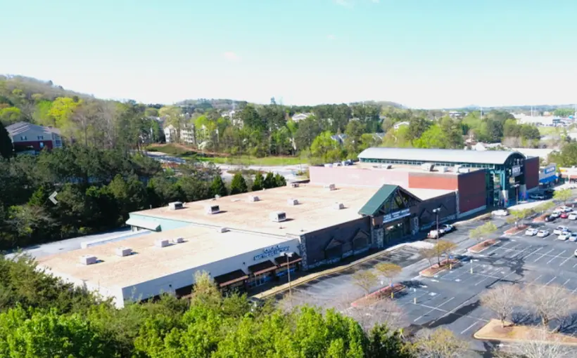615 Ventures has acquired Town Center Commons retail center in Kennesaw, GA, for $13 million from Ardent.