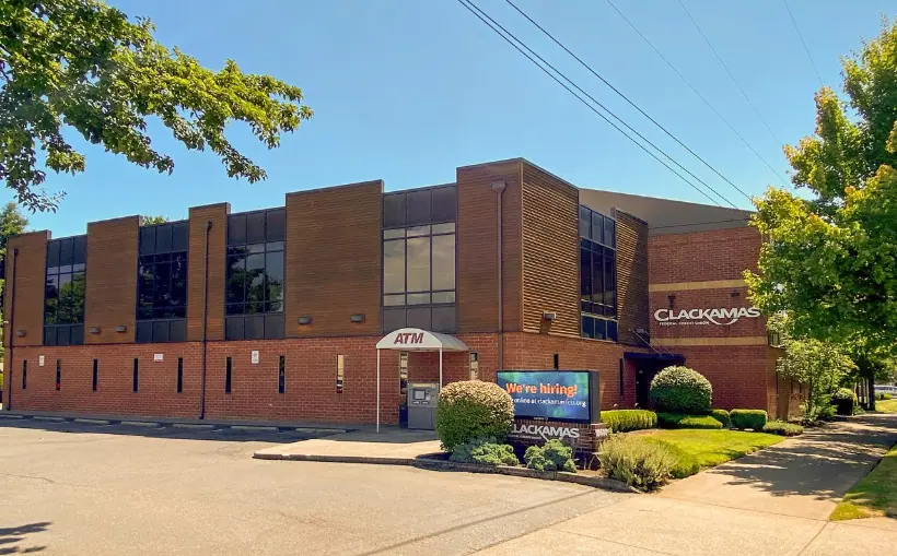 Norris & Stevens Brokers $3.5M Milwaukie Office Sale