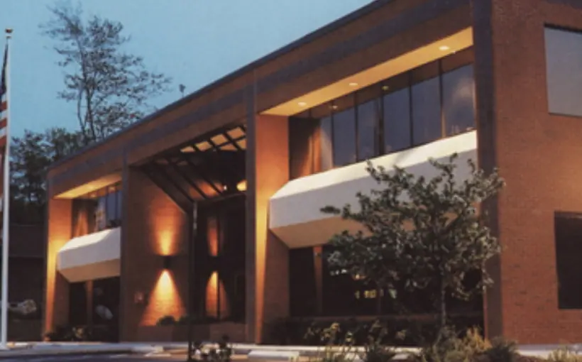 Atlantic Commercial Real Estate, LLC has completed the $2.5-million sale of 46 Eastman Street, a 25,010-square-foot industrial building in Easton, MA.