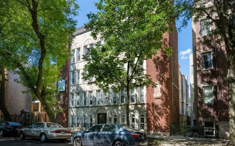 CHI 4070 N Kenmore Chicago