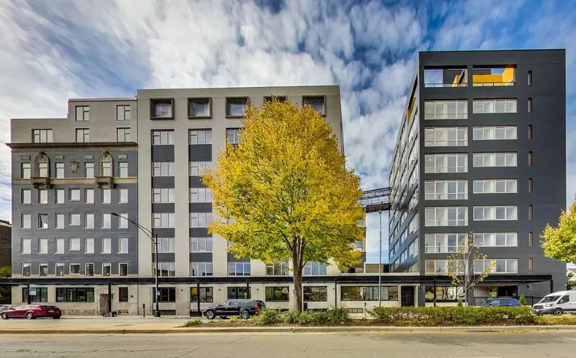 CHI Anderson Point apartments Andersonville Chicago