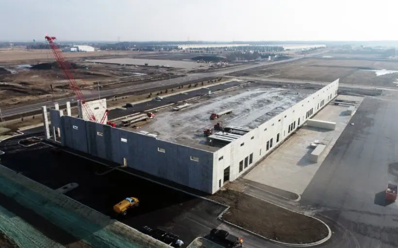Peak Construction is building the latest addition to the Bristol Business Park, an industrial park in Bristol, WI that is entitled for up to three million square feet
