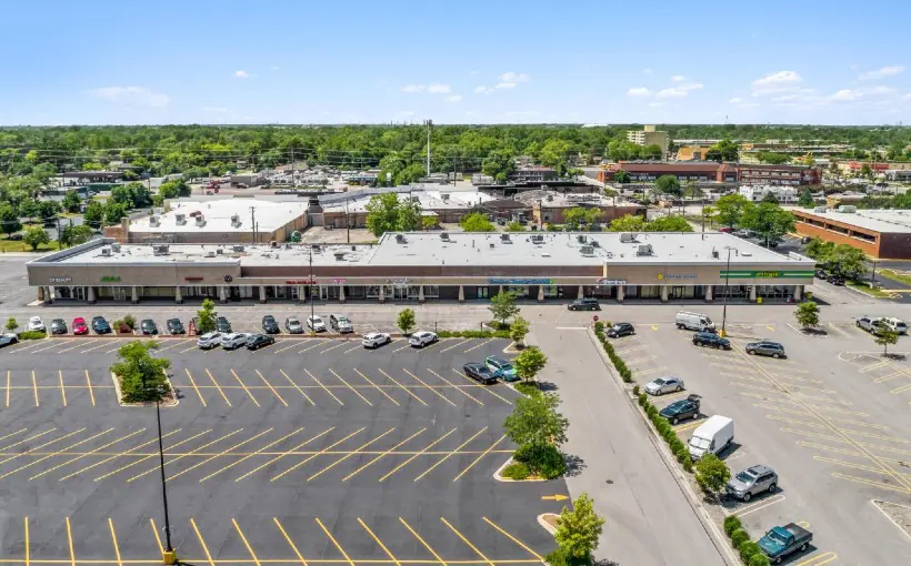 Marcus & Millichap arranged the sale of a Franklin Park, IL shopping center to a Texas real estate syndicator