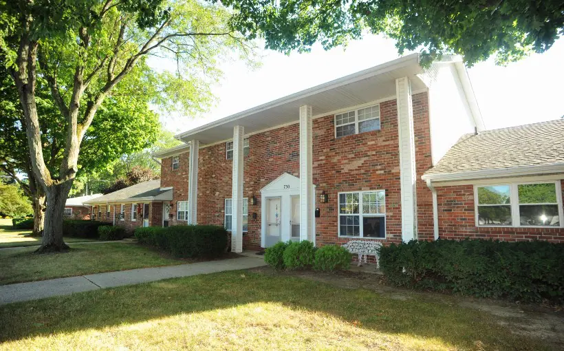 Marcus & Millichap's Indianapolis office arranged the sale of Village West, a 54-unit apartment property in Niles, Michigan