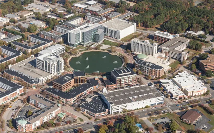 Murphy Property Group has awarded Colliers with leasing and management responsibilities for its nine building at City Center at Oyster Point in Newport News, VA.