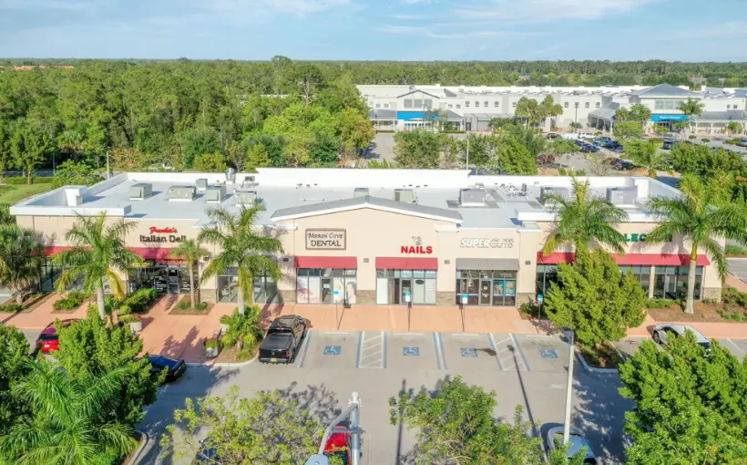 Bryer Investment Properties, LLC and Bryer Properties, LLC have purchased the Commons on Collier shopping center in Naples, FL for $6.3 million.