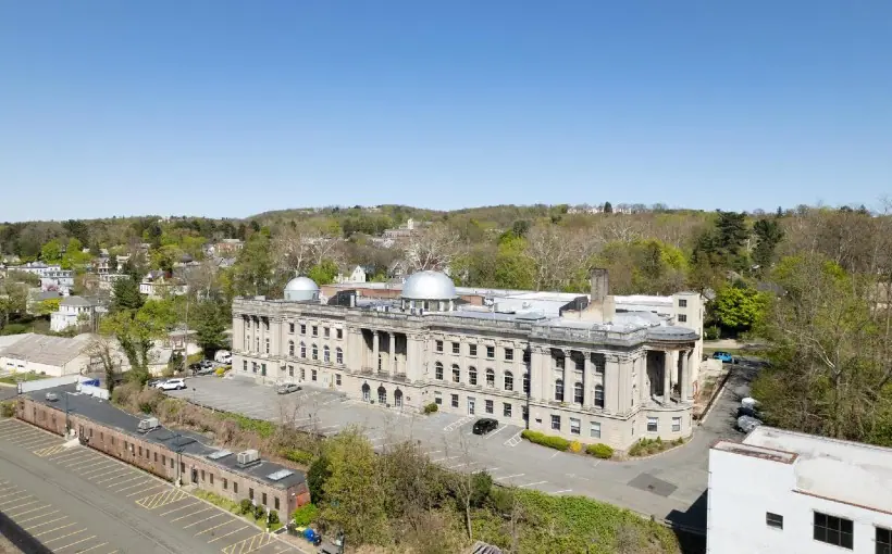 Marcus & Millichap brokered the $23.5-million sale of the Astor Buck Campus in the Westchester County community of Irvington, NY