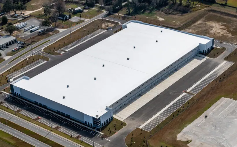 MDH Partners has completed the Ocala Logistics Center, a 350,878-square-foot, Class A, speculative distribution building sitting on 27.85 acres of land in Ocala, FL.