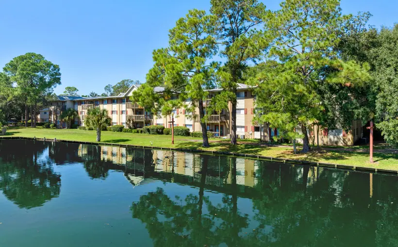 Koda Capital has acquired River City Landing Apartments located across from Jacksonville University in Jacksonville, FL, for $30.9 million.