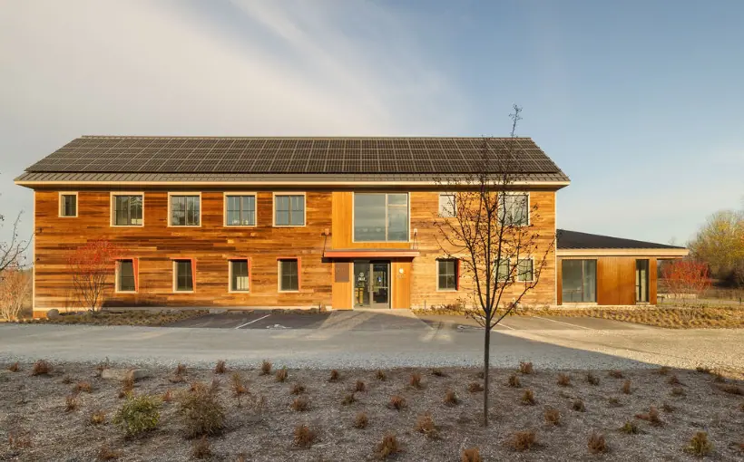 Chapman Construction/Design has completed construction of a new Southeast Land Trust of New Hampshire headquarters building in Epping, NH.