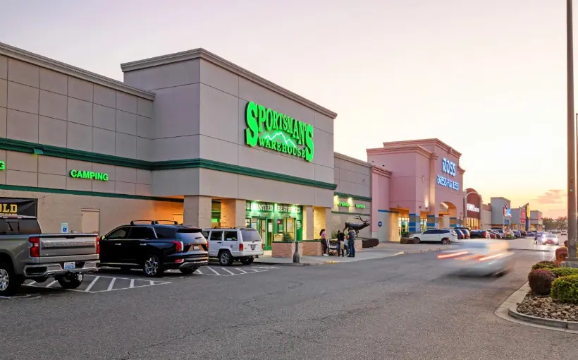 Newmark Completes Sales of Washington Retail Duo