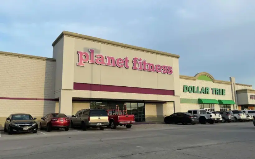 Wu Properties acquires two Houston shopping centers