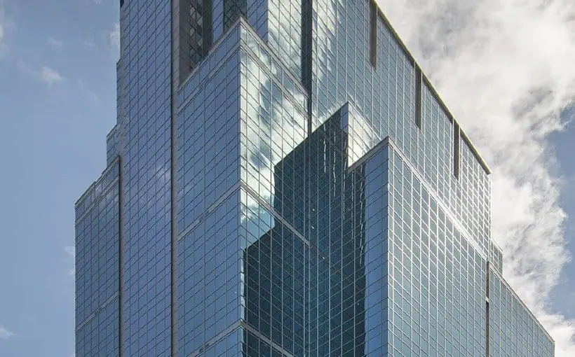 JLL and KBS signed infrastructure design firm HNTB to a 15,187-square-foot office lease at 60 South Sixth in Minneapolis