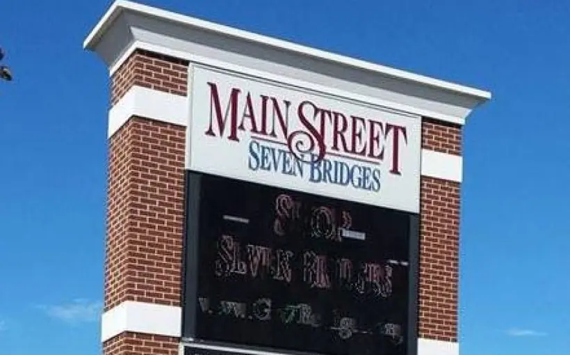 CHI Main Street at Seven Bridges signage Woodridge IL