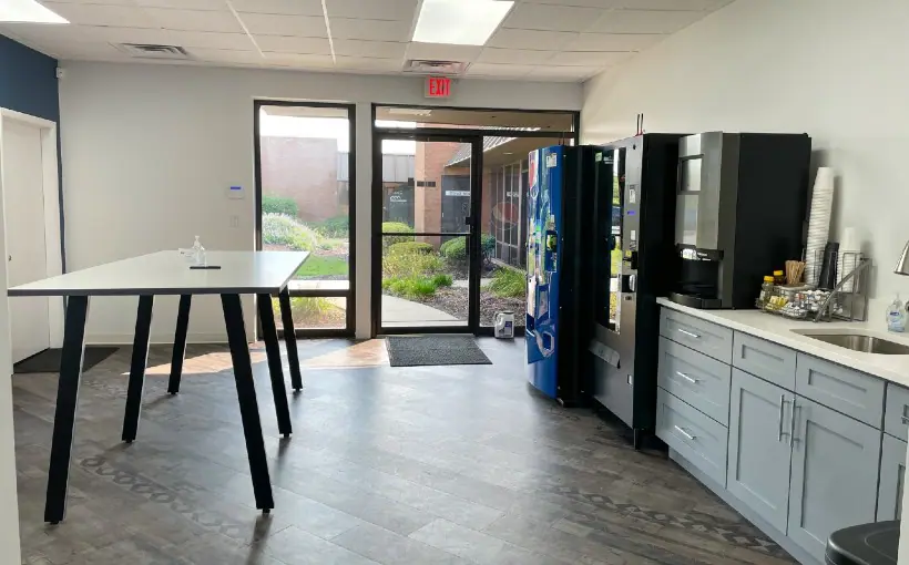 CHI One Story Schaumburg Tenant Amenity Center