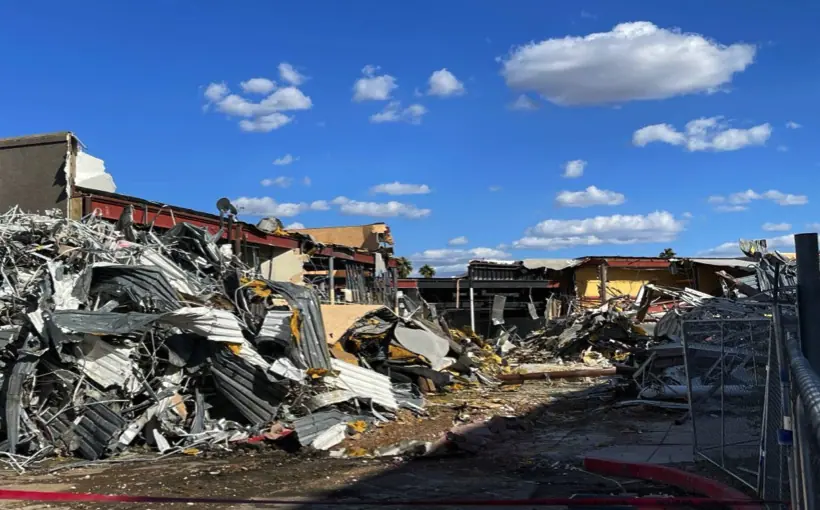Tucson Foothills Mall 65% demolished, to get big