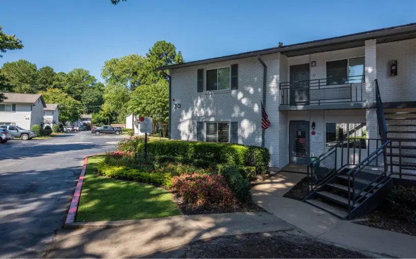 Knickerbocker Asset Management has acquired Lexington Park, a 156-unit multifamily property located in Smyrna, GA, for $24 million.