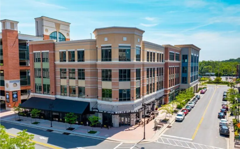 Element Fleet Management Corp. has signed a lease to occupy 64,000 square feet of Class A office space at Metro Centre at Owings Mills in Owings Mills, MD.