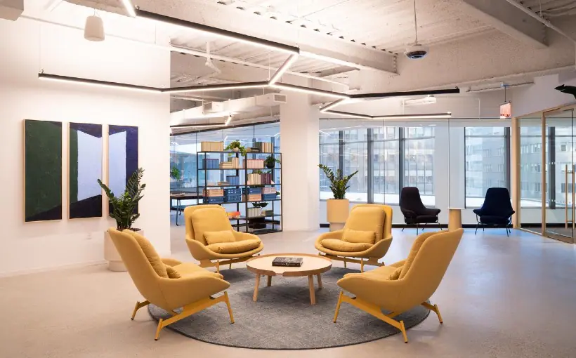 Asset manager abrdn has become the first tenant at Forum at 875 Third, leasing one of four prebuilt office spaces at the Midtown Manhattan skyscraper