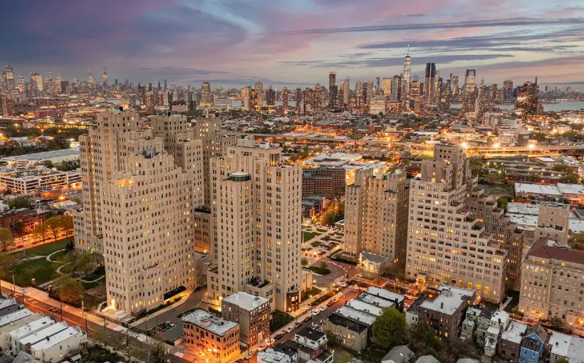 Building and Land Technology was advised by Cushman & Wakefield in obtaining $275 million of agency financing for The Beacon apartment complex in Jersey City