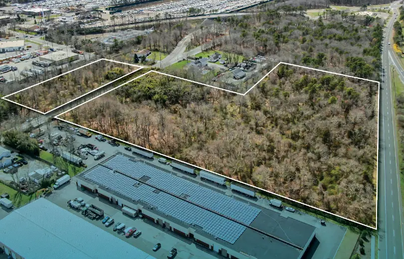 590 Long Island Ave2 (1)