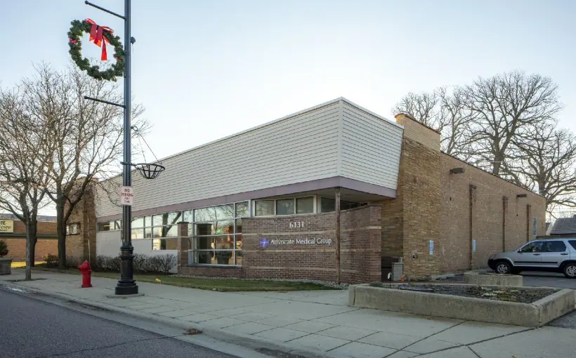 CHI 6131 Dempster Street Morton Grove IL