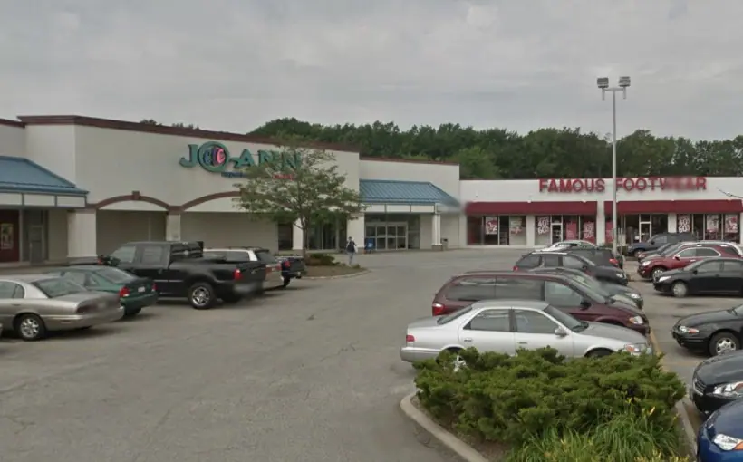 CHI Erie Commons shopping center in Mentor OH