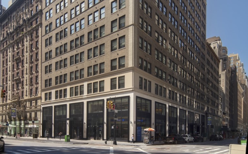 NY 498-Seventh-Avenue-new-street-level