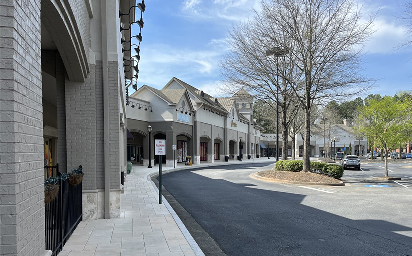 iBorrow has provided a $15.6 million loan to support the acquisition of a retail center Roswell