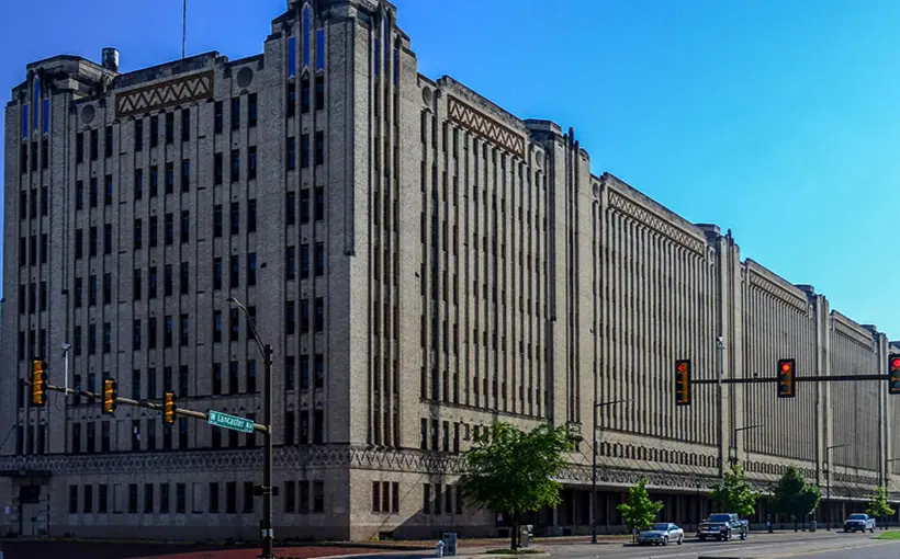 Ft. Worth's vacant P & G Warehouse shows signs of life