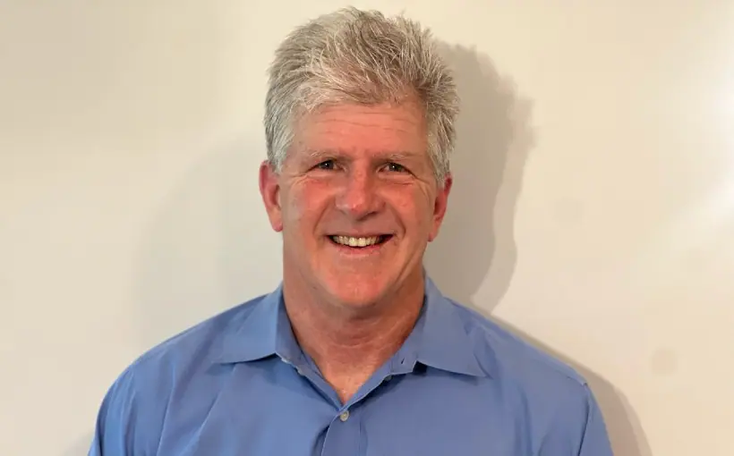 Bruce Edwards Headshot (1)