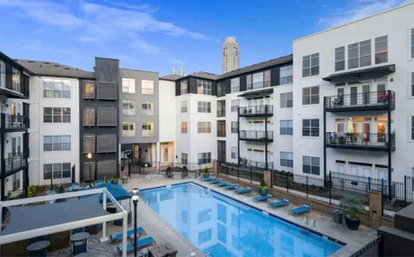 Blackstone has acquired Ellington Midtown apartments for $133 million