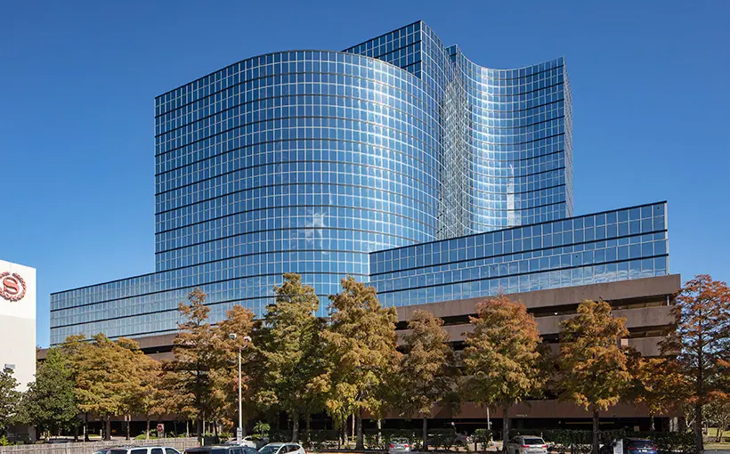 Louisiana Citizens Property Insurance Corporation signed a lease renewal at the Galleria, the second tallest building in Jefferson Parish